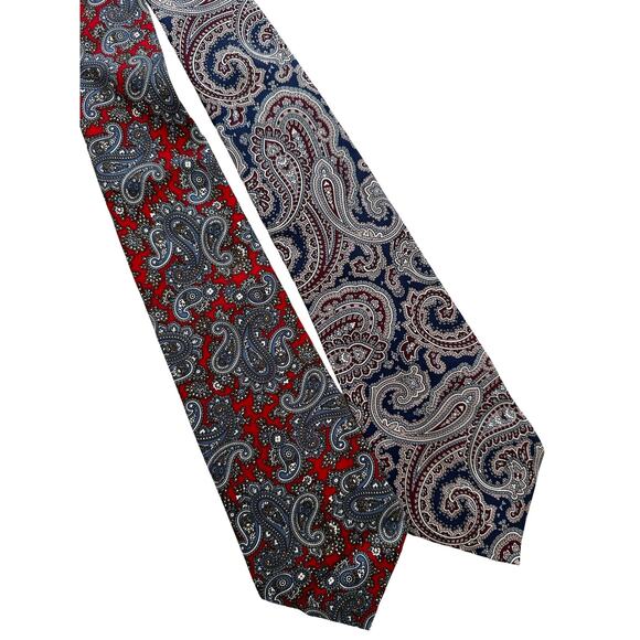 Vintage Pair of Warren Scott Paisley Print Silk Neckties - Picture 1 of 4
